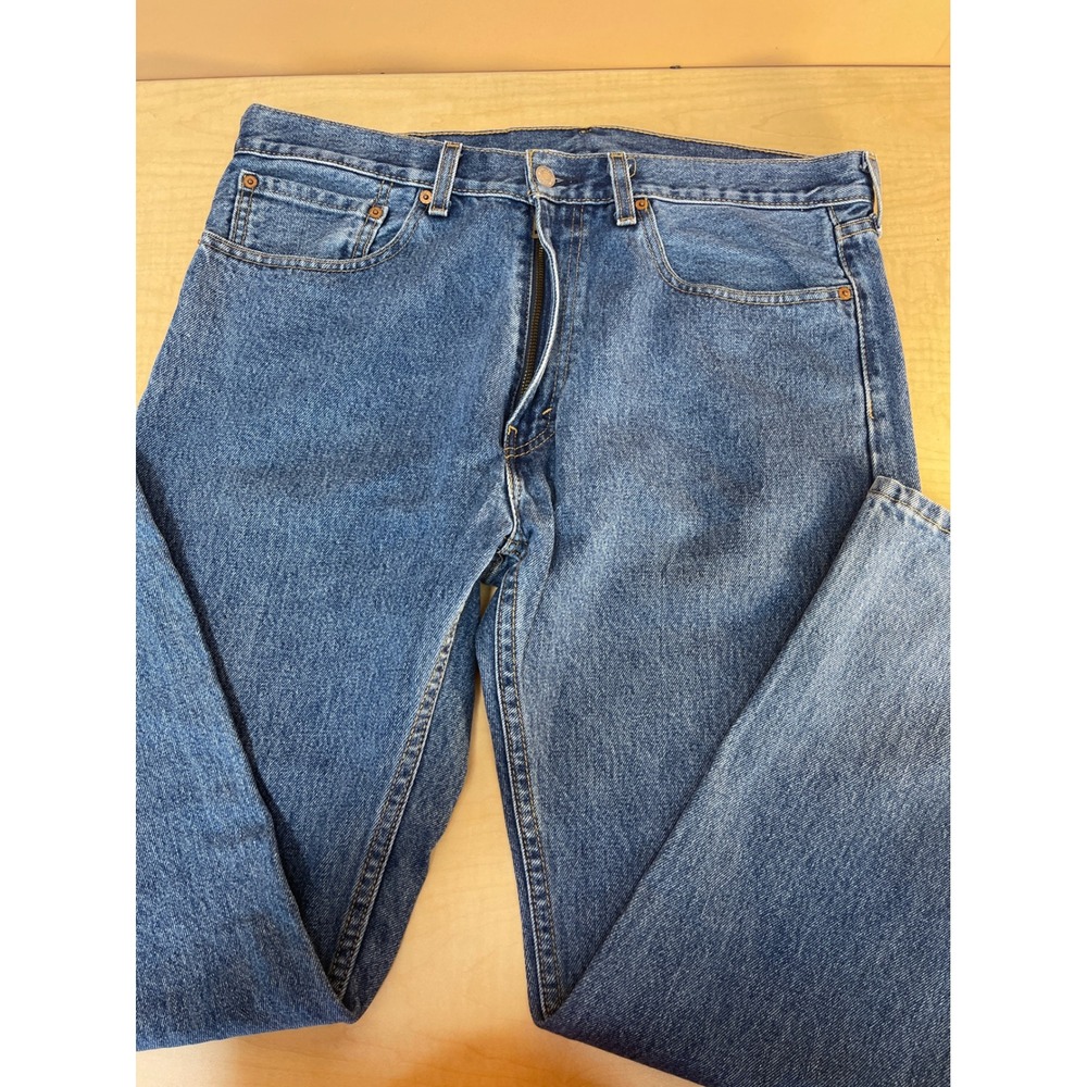 Levis 505 Regular Fit Straight Leg Medium Wash Denim Jeans W36 L29